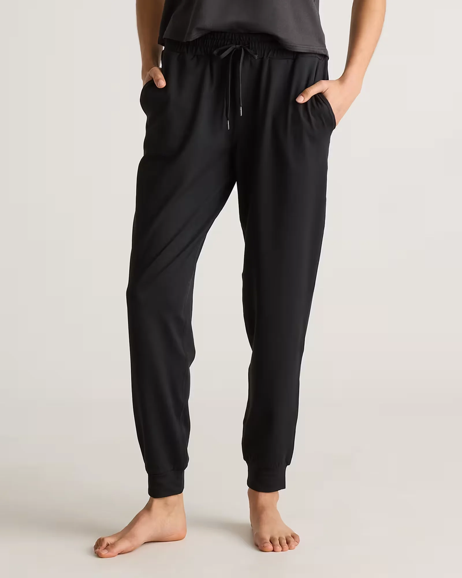 Flowknit Mid-Rise Joggers